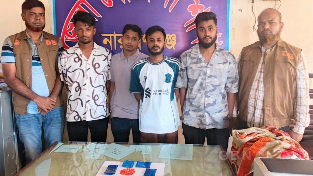 জেলা গোয়েন্দা শাখা (ডিবি) কর্তৃক ৫০০ পিস ই*য়া*বা ট্যাবলেট সহ ০৪ জন মা*দ*ক ব্যবসায়ী গ্রেফতার