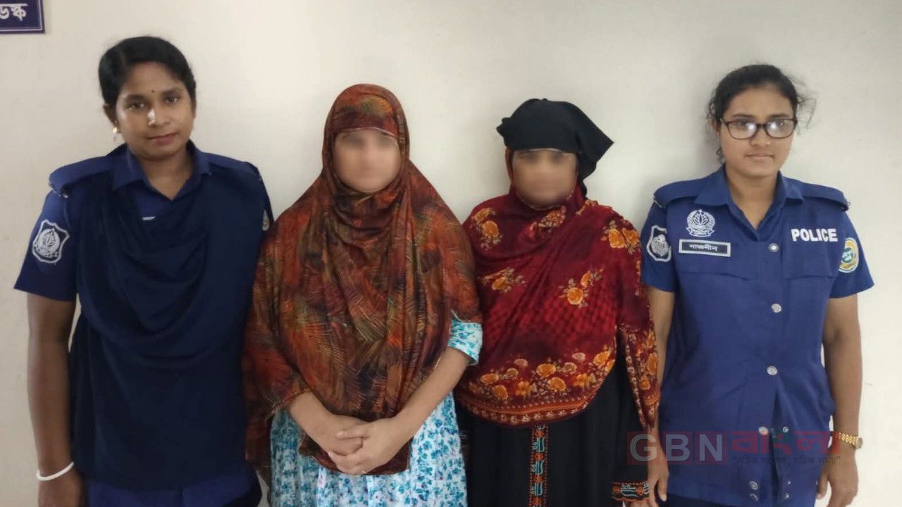 বরগুনা জেলা পুলিশের বিশেষ অভিযানে বিপুল পরিমাণ নগদ টাকা ও স্বর্ণালংকারসহ চোরাই মালামাল উদ্ধার; ২ জন গ্রেফতার