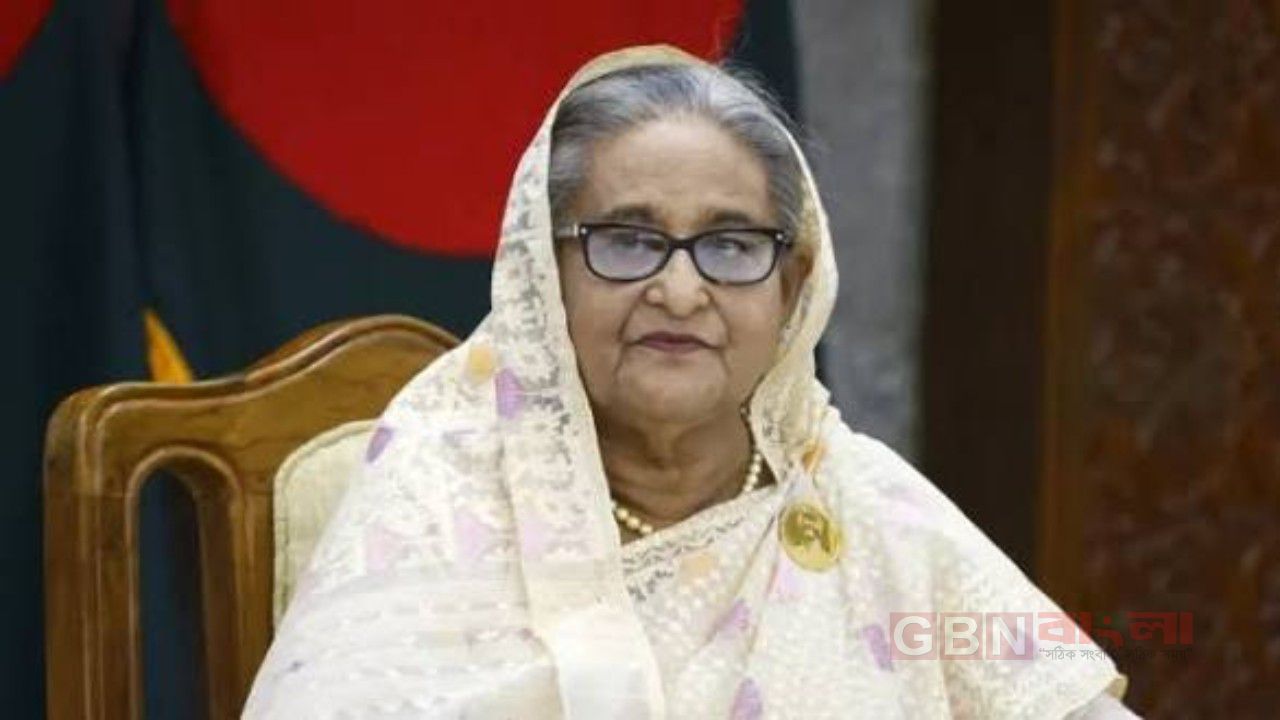 পালানোর সময় হাসিনার সহযাত্রী কারা ছিলেন?