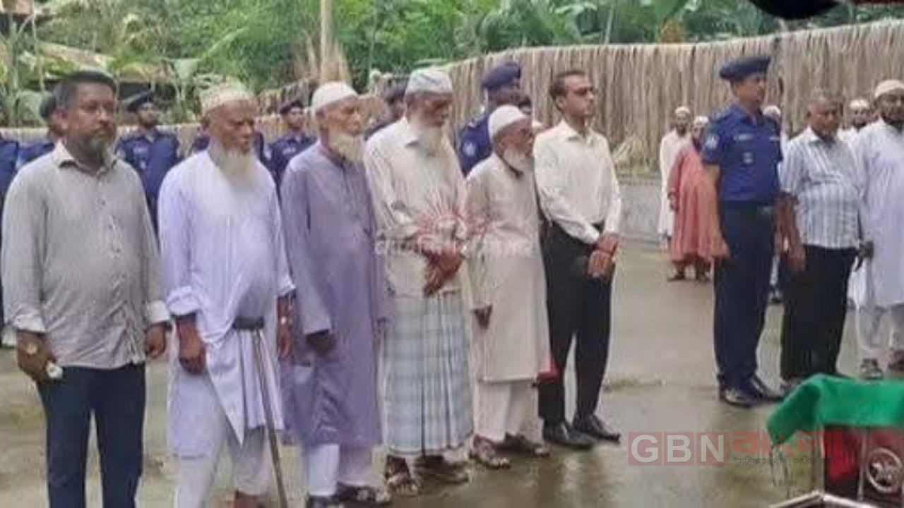 কাজির হাটে বীর মুক্তিযোদ্ধা রহমত আলী ফরাজীর রাষ্ট্রীয় মর্যাদায় দাফন