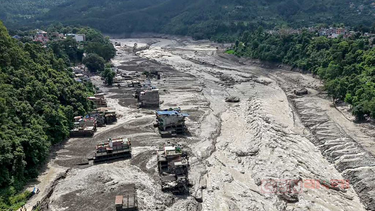 নেপালে পাহাড়ি ঢলে নিহত অন্তত ২০, শতাধিক ভারতীয়সহ নিখোঁজ ৪০০