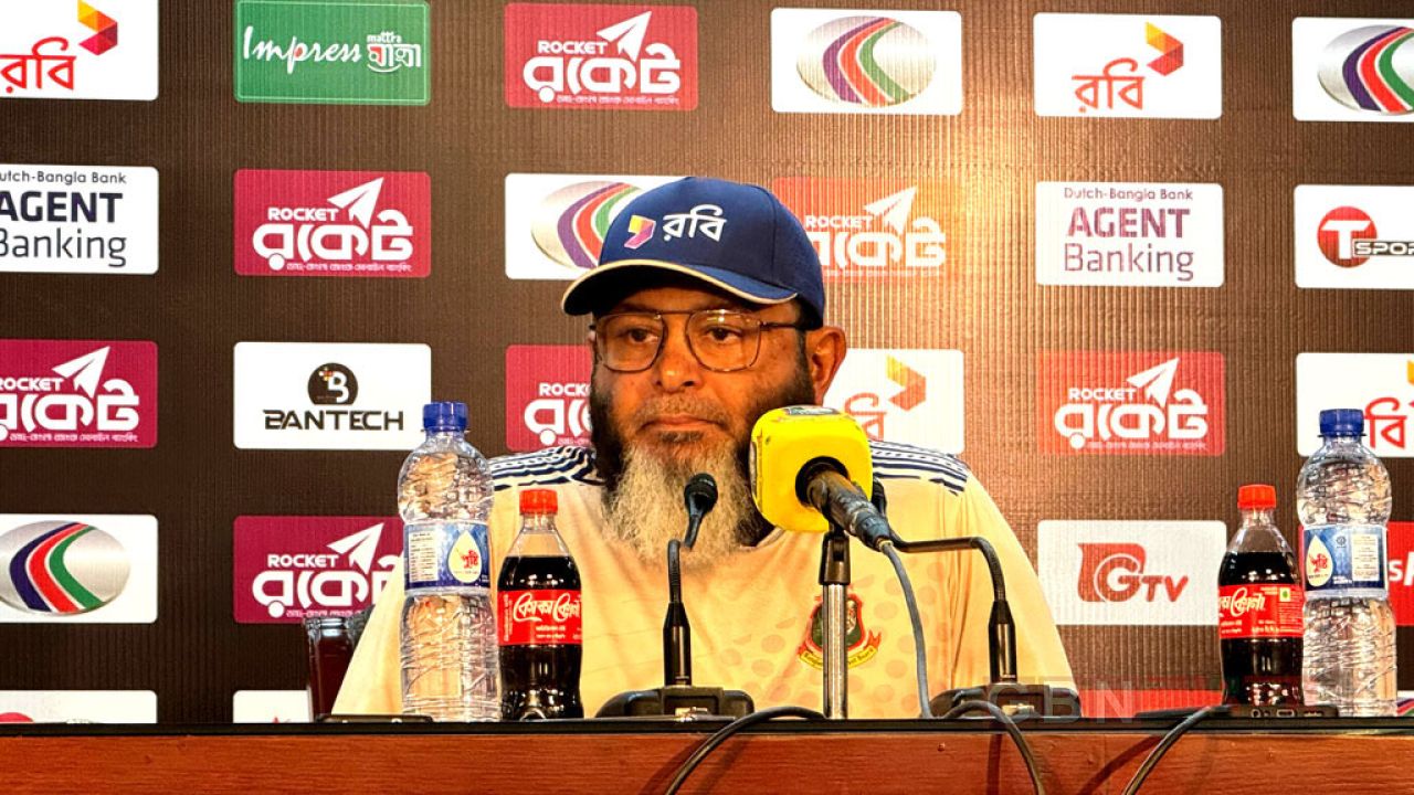 কেন পাকিস্তানের হয়ে কাজ করতে ভয় পান বাংলাদেশ কোচ