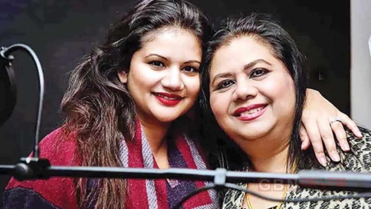 রুনা লায়লাকে নিয়ে গুজব, মেয়ে তানি বললেন ‘মা সম্পূর্ণ সুস্থ’