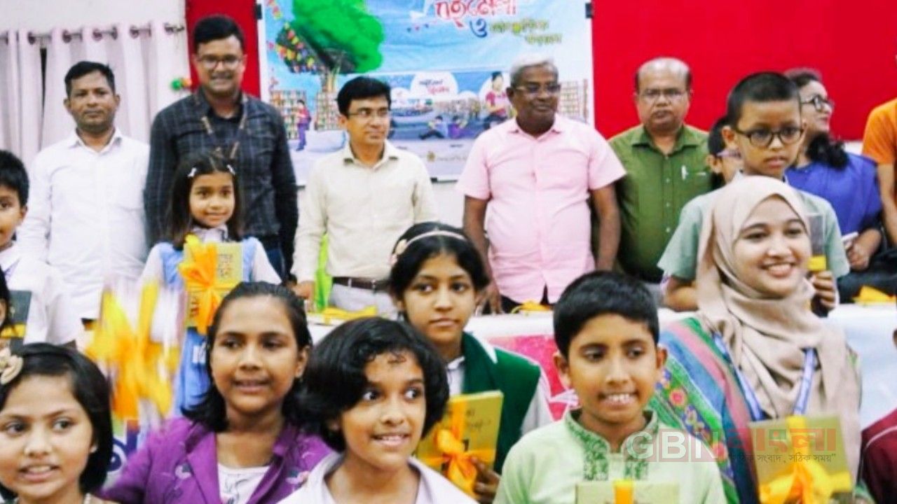 গৌরনদীতে ভ্রাম্যমাণ বইমেলা ও সাংস্কৃতিক উৎসবের সমাপনী, পুরস্কার পেল শিক্ষার্থীরা 