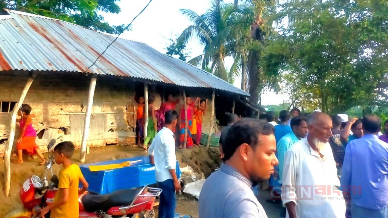 কিশোর ছেলের মরদেহ পড়ে ছিল শিমখেতে, আহাজারি থামছে না মায়ের